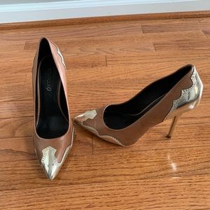 Boutique 9 pumps